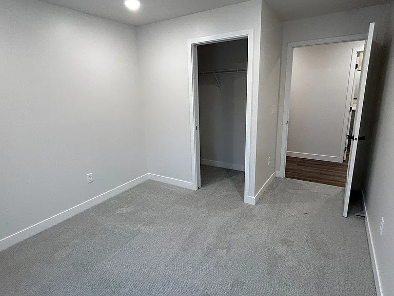 128 S 2nd St — Photo 7