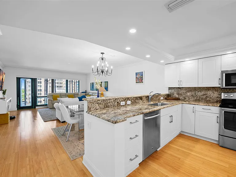 5100 N Ocean Blvd #702 — Photo 7