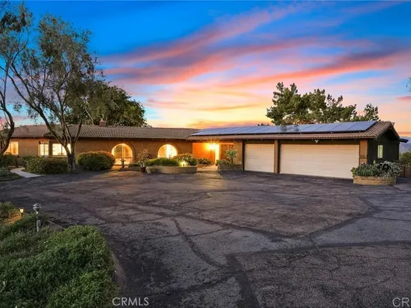15735 Highland Valley Rd, Escondido, CA 92025