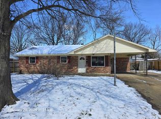 819 Dover Rd, West Memphis, AR 72301