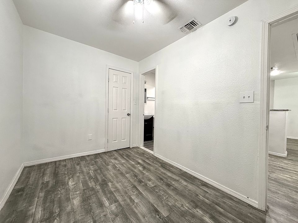 1st image of 1607 N Carroll Ave APT 209