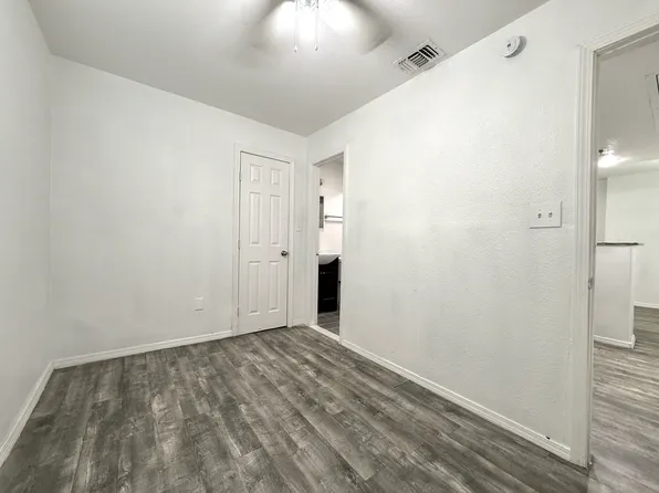 1607 N Carroll Ave, Dallas, TX