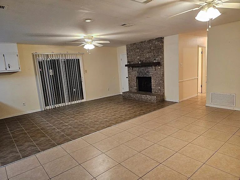 4548 Schillinger Rd S — Photo 13