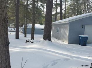 3615 Pinelands Rd, Gladwin, MI 48624