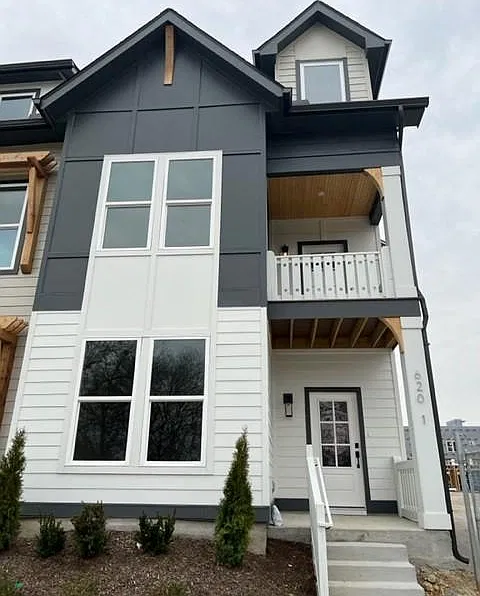 3 bed, 3.5 bath, 2193 sqft, $3,200 — Photo 1