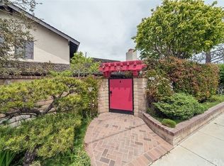 768 W 20th St APT C, Costa Mesa, CA 92627