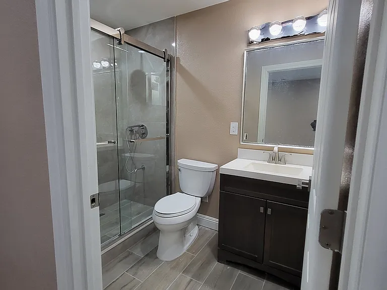 218 Spring St #1 — Photo 2