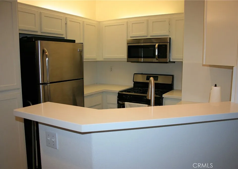 1805 Crescent Oak