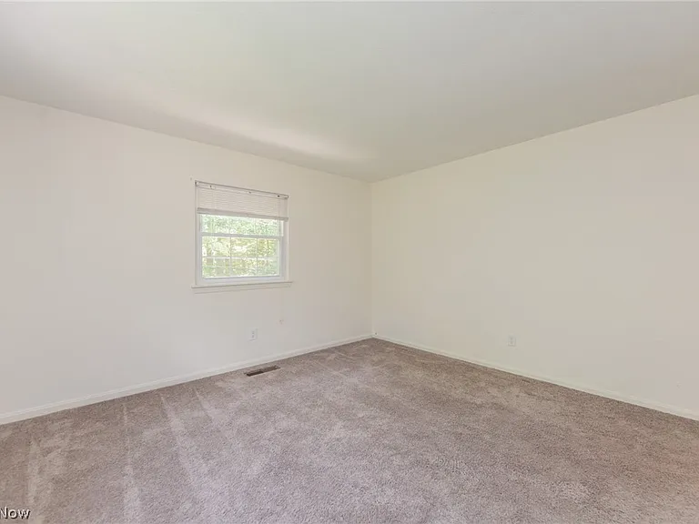 7020 Carriage Hill Dr #202 — Photo 31