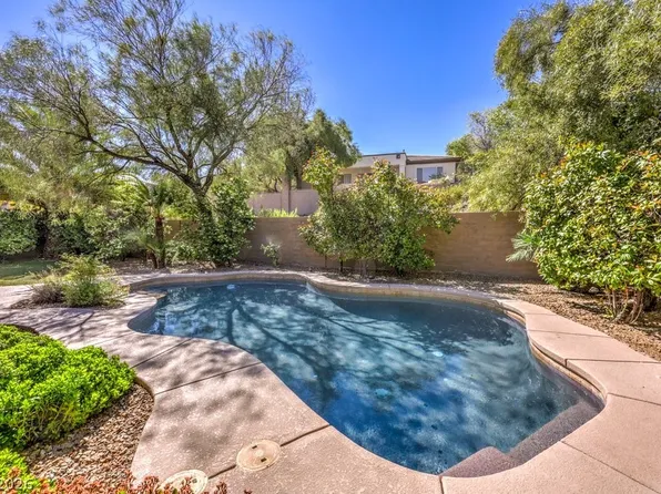 36 Feather Sound Dr, Henderson, NV 89052