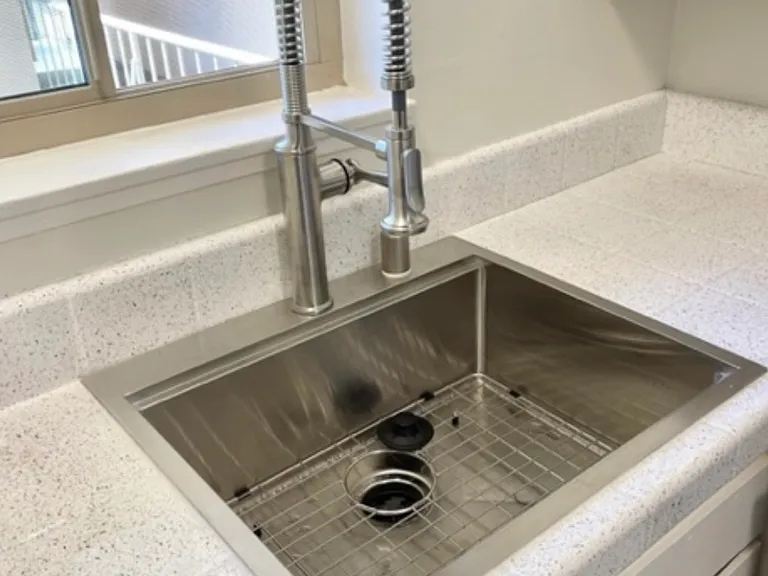 1844 Park Ave #11 — Photo 6