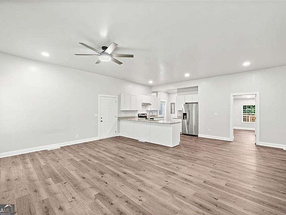 5th image of 2400 Flatbottom Rd