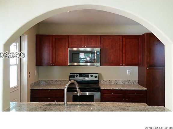 3rd image of 9851 SW 58th Ct