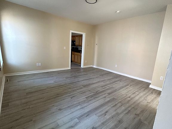 4th image of 217 Rosette St #1L
