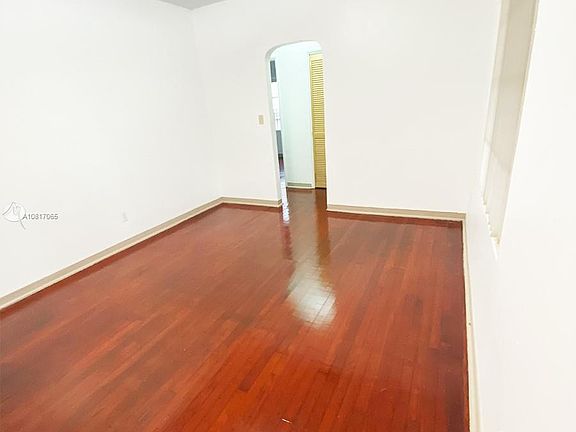 3rd image of 705 NE 87th St #1