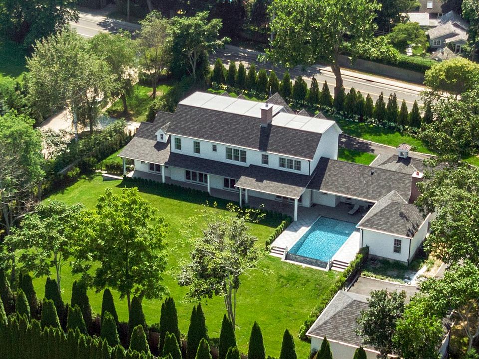 1st image of 83 Bridgehampton Sag Hbr