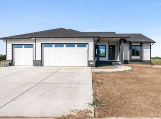 1457 W Cozy Hollow Ct, Goddard, KS 67052