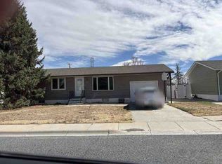 2360 13th St, Gering, NE 69341