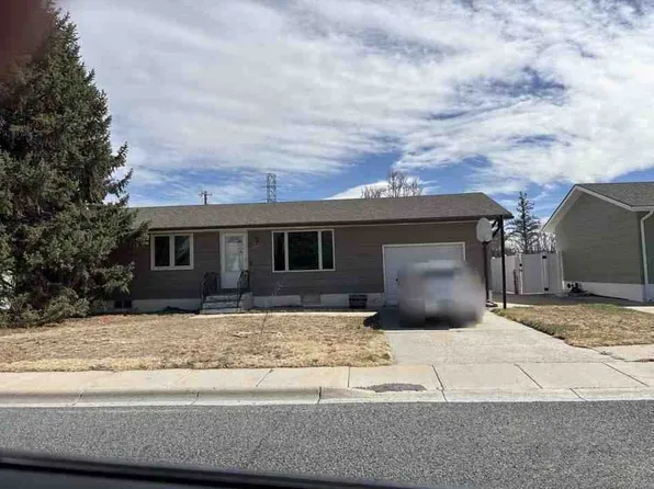 2360 13th St, Gering, NE 69341