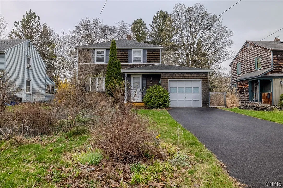 120 Goodrich Ave photo 1