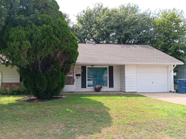 810 Eastridge Ave, Goodland, KS 67735