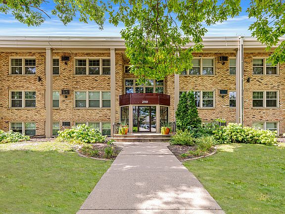 4th image of 2911 Hillsboro Ave N #2903-208