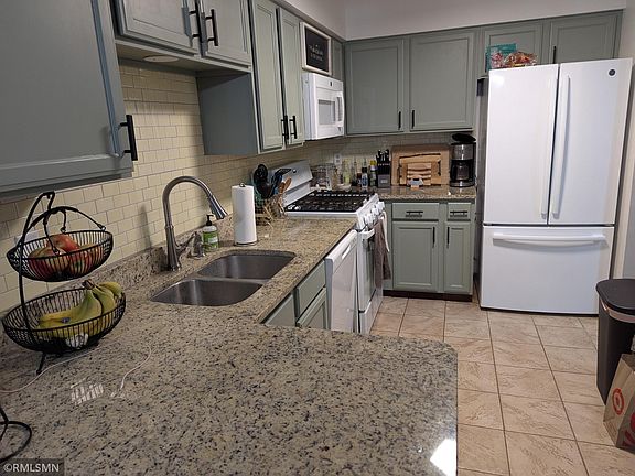 3rd image of 1741 W 140th St
