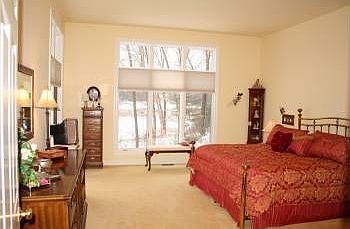 5th image of 262 Kirksway Ct