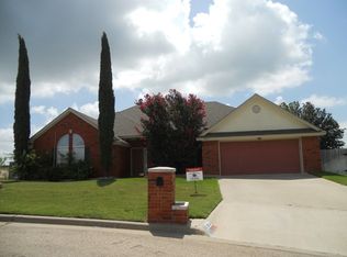 1904 McGinnis Ct, Harker Heights, TX 76548