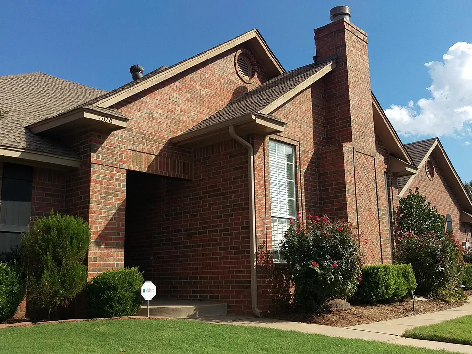 608 Copperfield Dr