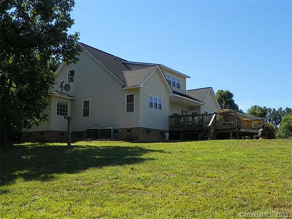 3rd image of 9360 Highway 742 N