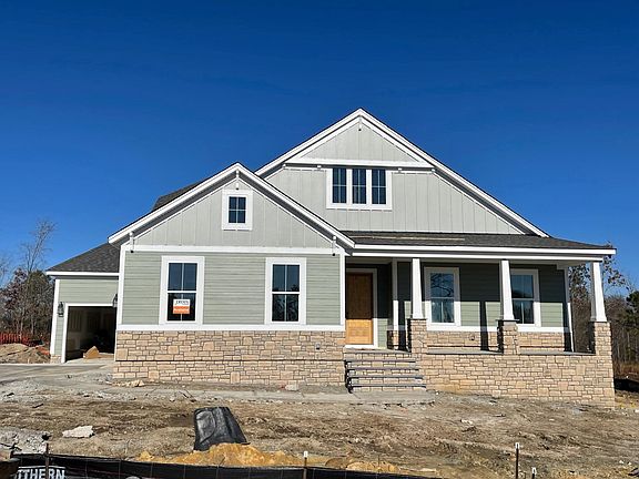 2nd image of 2816 Arrowsmith Dr
