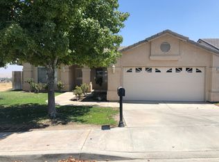 108 James Ave, Taft, CA 93268