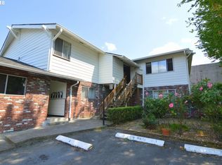 1326 SE Center St, Portland, OR 97202