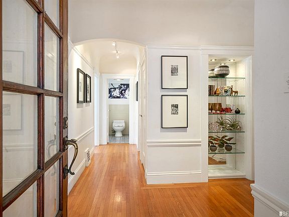 5th image of 2242 Leavenworth St