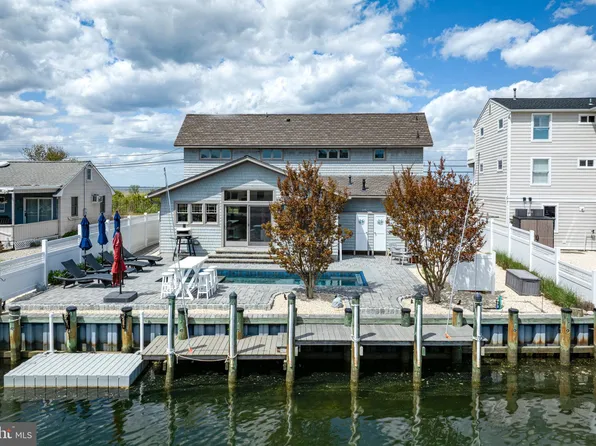 102 Arnold Blvd, Long Beach Township, NJ 08008