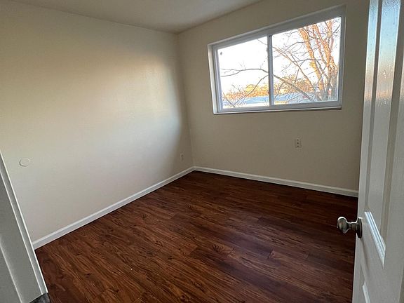 5th image of 6715 Colony Acres Dr APT C