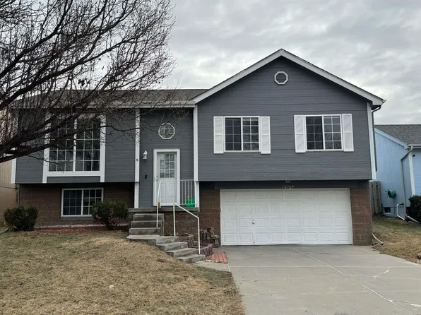 18709 T St, Omaha, NE 68135