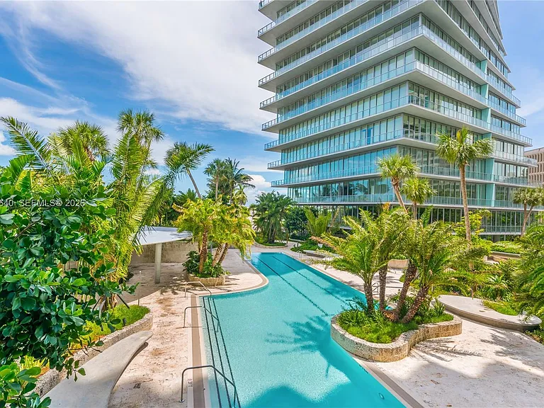 2669 S Bayshore Dr #1503-N — Photo 38