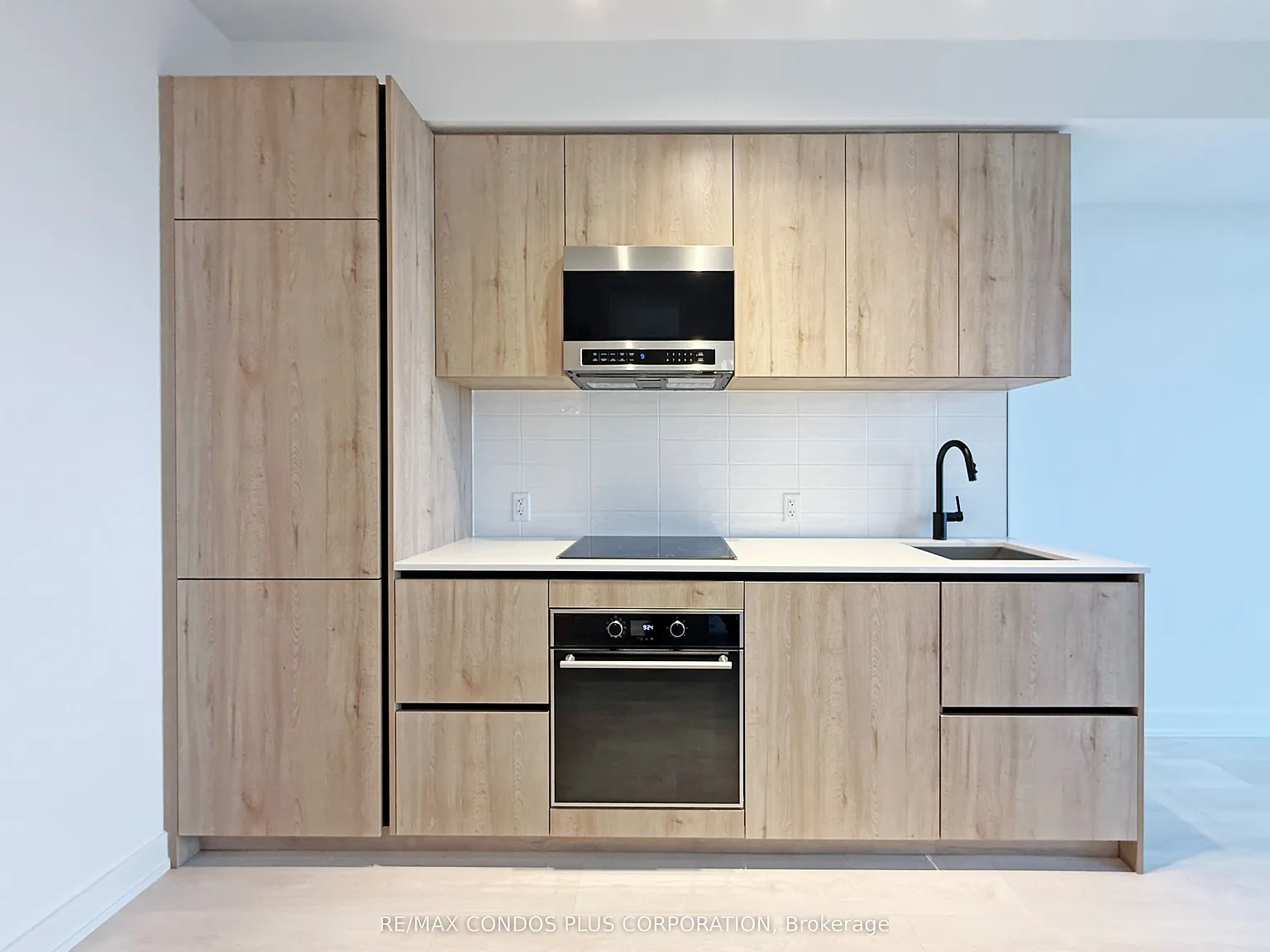 2 bed, $2,300 — Photo 4