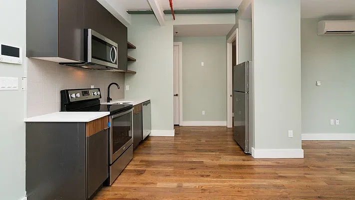 Rented by Nooklyn NYC LLC | media 41