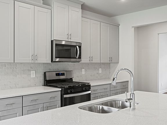 Welcome to the Johnson floorplan at Chatham Forest.