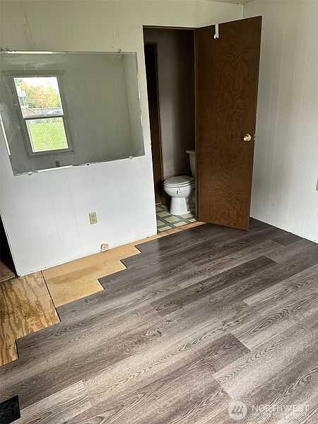 5th image of 11327 Entree View Dr SW