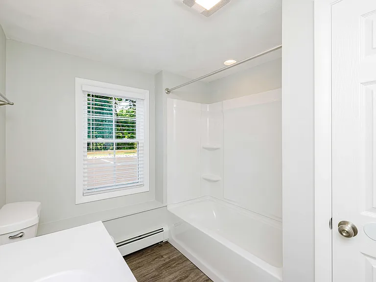500 Victory Hwy #13 — Photo 13