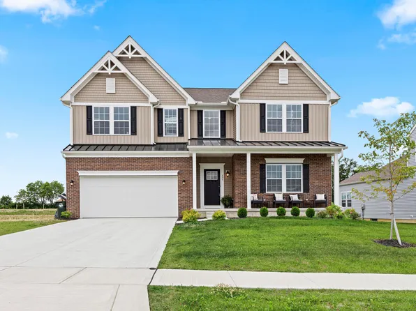 495 Walker Pointe Dr, Commercial Pt, OH 43116