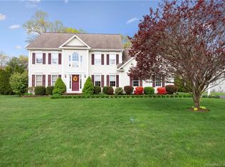 41 Beverly Dr, Southington, CT 06489