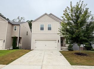 404 Auburn Station Dr, Auburn, GA 30011
