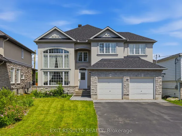 5 B Kemp Dr, Ottawa, ON K1T 3W9