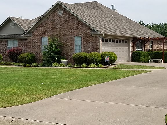 Side Garage/Pergola