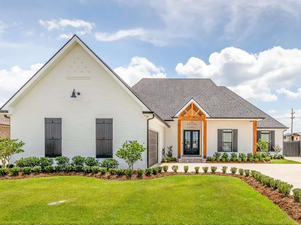 133 Independence Dr, Houma, LA 70360
